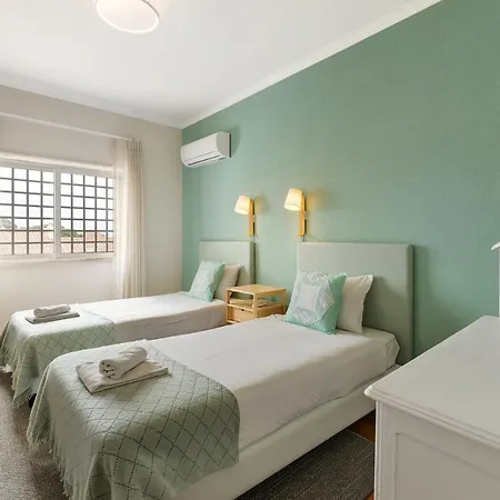 Villa Caparica Sun Charneca (Setubal)