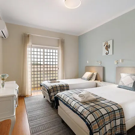 Caparica Sun Villa