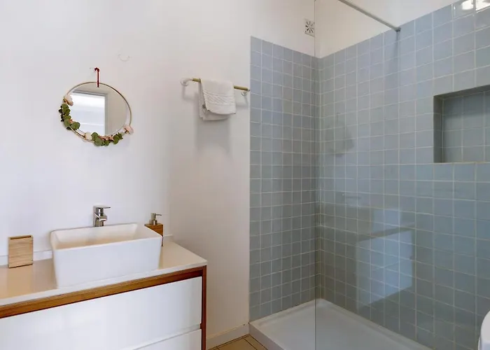 Caparica Sun * تشارنكه