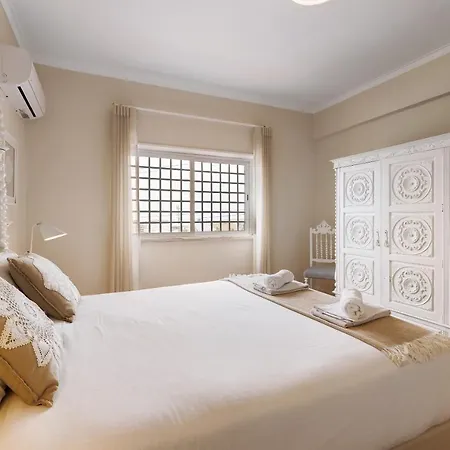 Caparica Sun * 차르네카